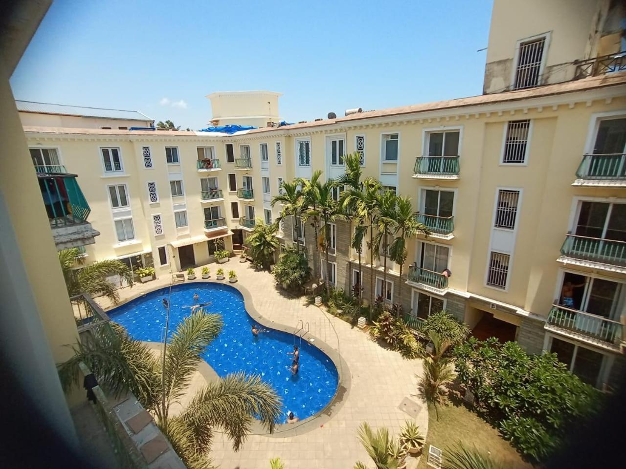 Asta By Avim Hotel